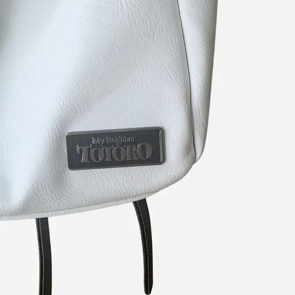 Chic White Character Backpack - Picture 2 of 7